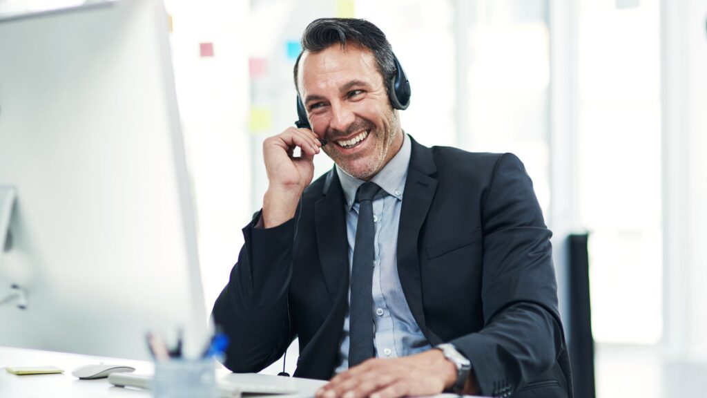 6 Operational Moves That Help Sales Teams Perform Better Sales with Operations