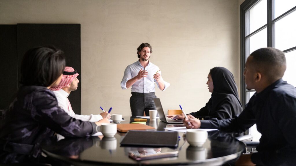 6 Operational Moves That Help Sales Teams Perform Better 6 Operational Moves That Help Sales Teams Perform Better