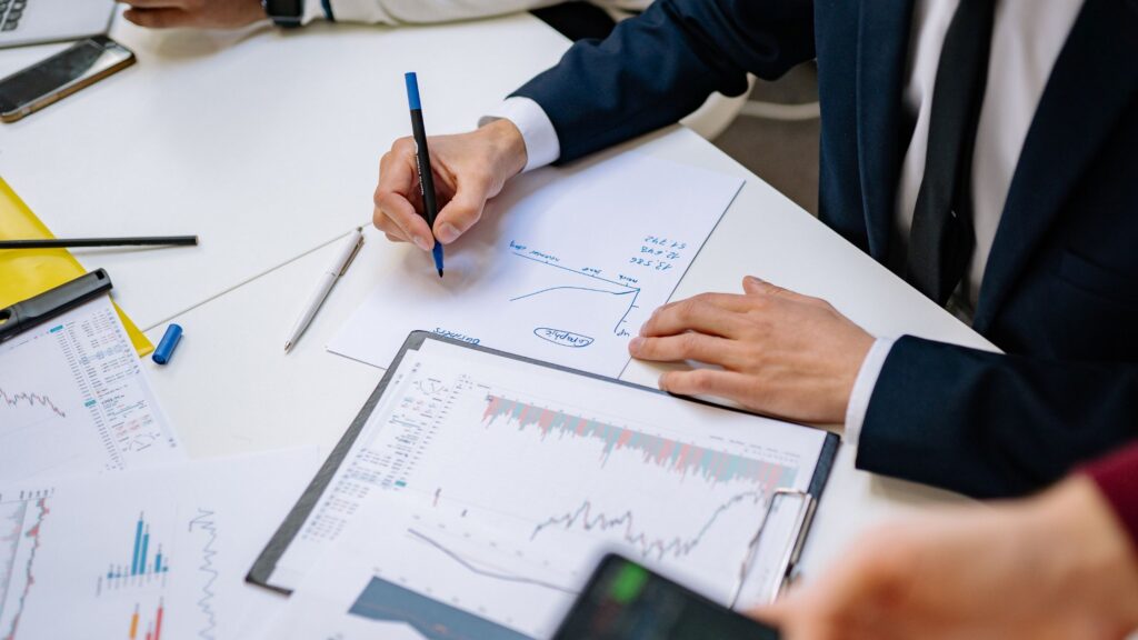 7 Ways to Build a Stable and Growing Sales Business 1 2