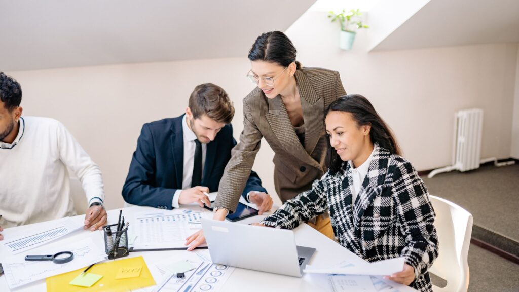 7 Ways to Build a Stable and Growing Sales Business 3 3