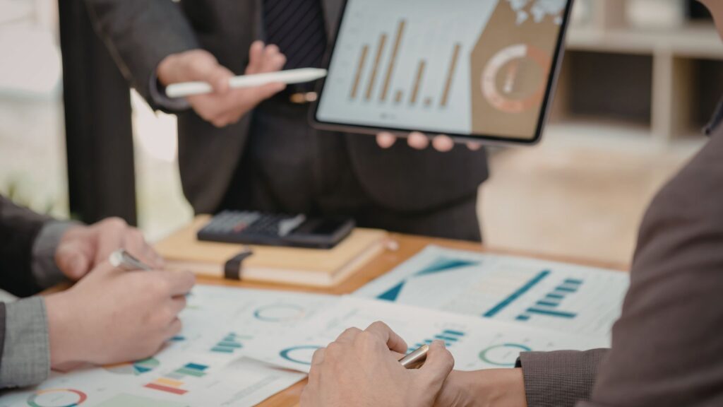 7 Ways to Build a Stable and Growing Sales Business 4 5